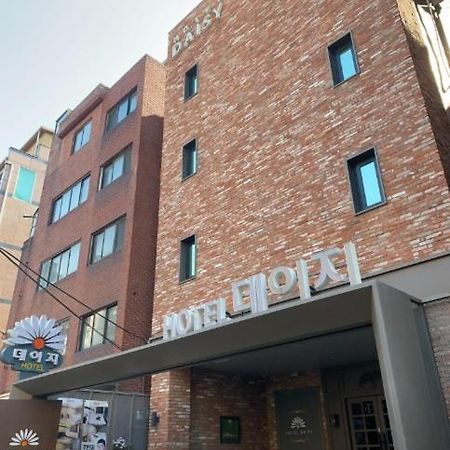 Hotel Daisy Seoul Bagian luar foto