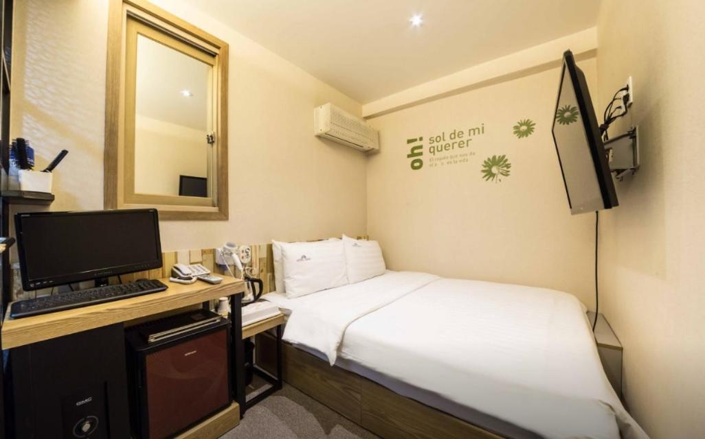Hotel Daisy Seoul Bagian luar foto