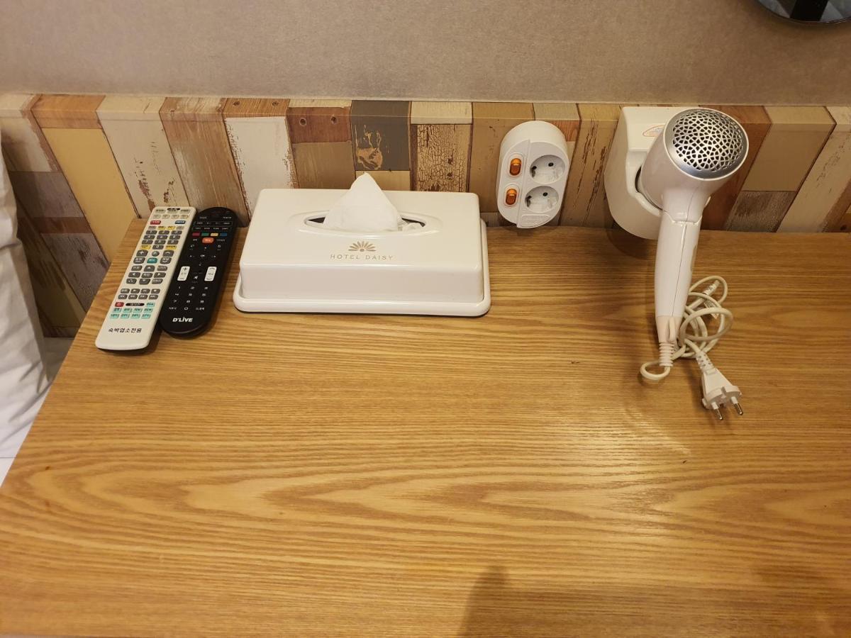 Hotel Daisy Seoul Bagian luar foto